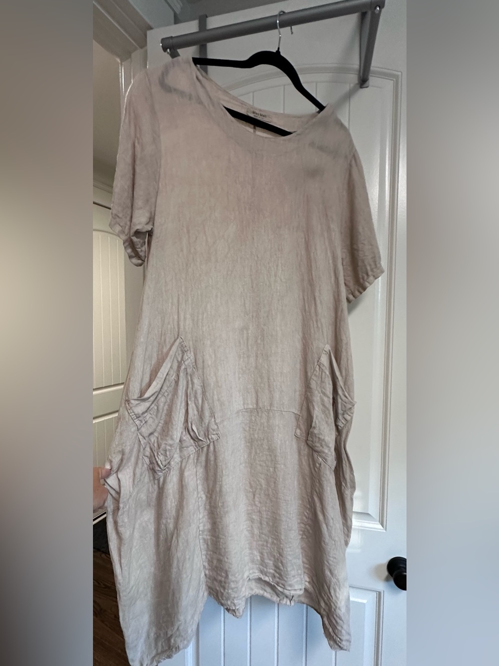 Meo Meli Italian Linen Relaxed Short-Sleeve Pocket dress - Soft Beige
